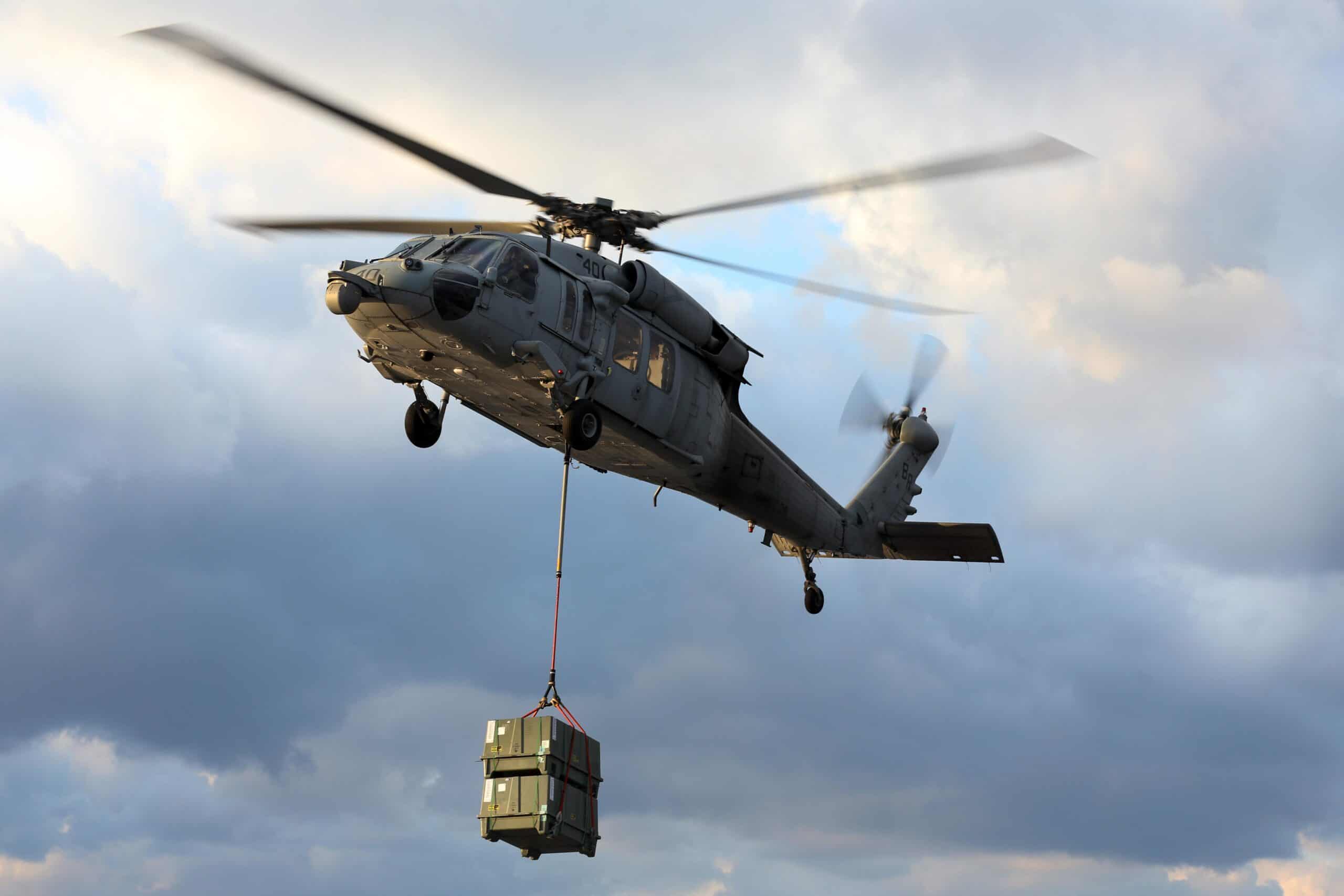 Knighthawk+helicopter | Replenishment at sea [Image 4 of 6]