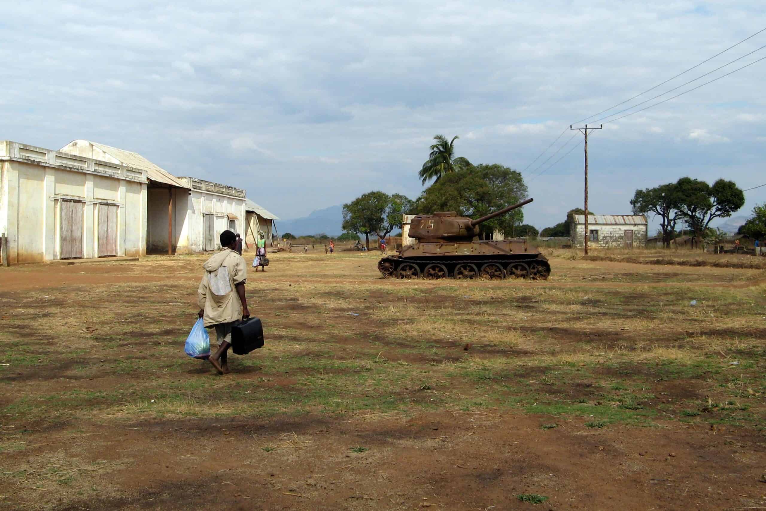 Mozambique+tanks | N/A