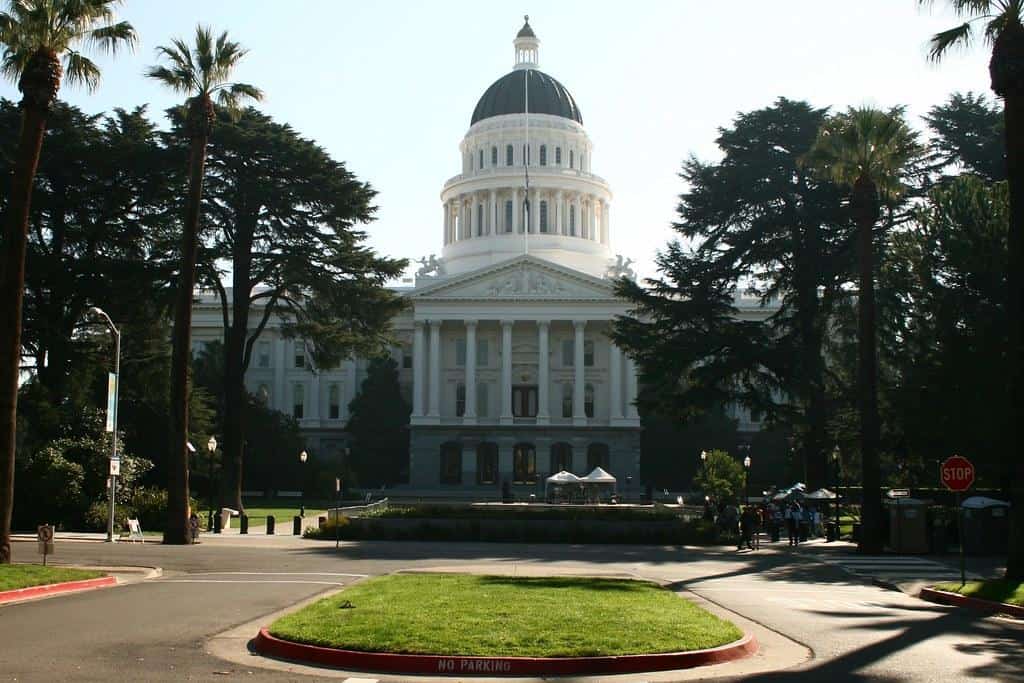 California State Capitol Building by Prayitno / Thank you for (12 millions +) view
