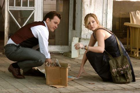 Kate Hudson and Peter Sarsgaard in The Skeleton Key (2005)