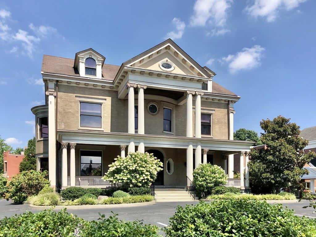 The State Where Rich People Can Buy A Cheap Mansion