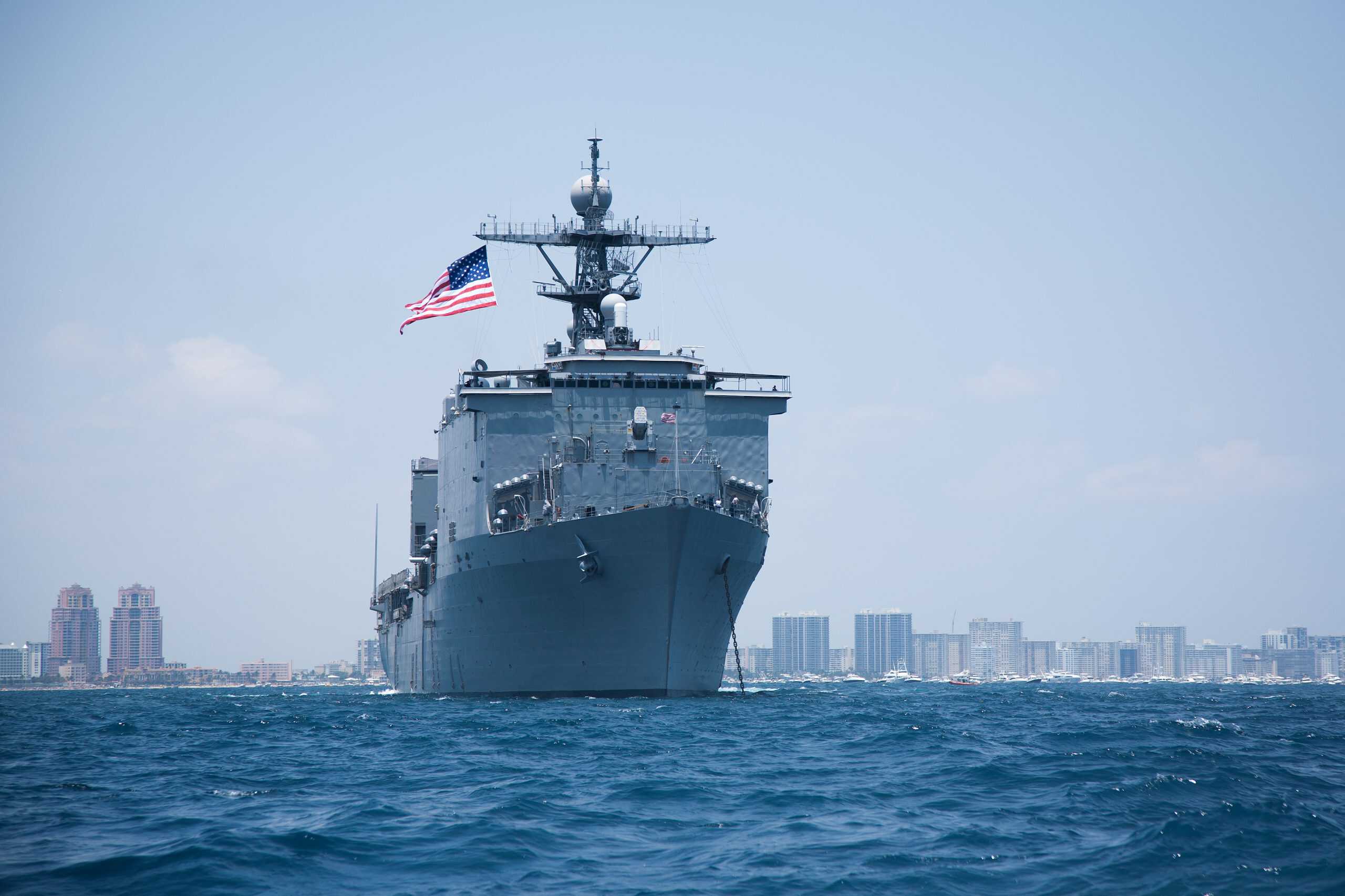 USS Gunston Hall (LSD-44)