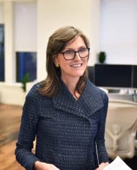 Cathie Wood Just Bought $27 Million of SpaceX. Calling the Bottom or Catching a Falling Knife?