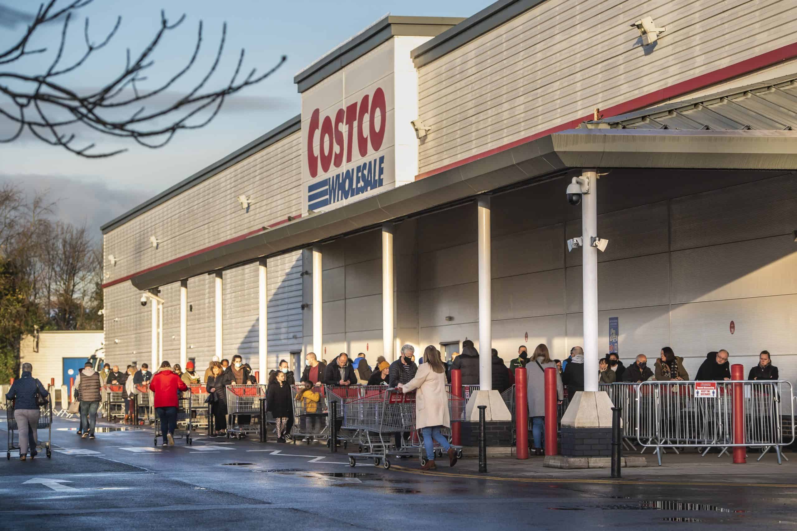 Shoppers Stock Up For Christmas