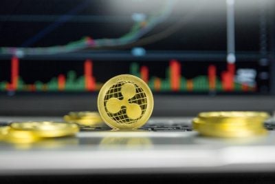 XRP Negative Sentiment Hits a 3-Month High as Price Struggles Near $1