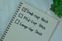 Why DES Monthly Dividends Look Safer Than They Actually Are