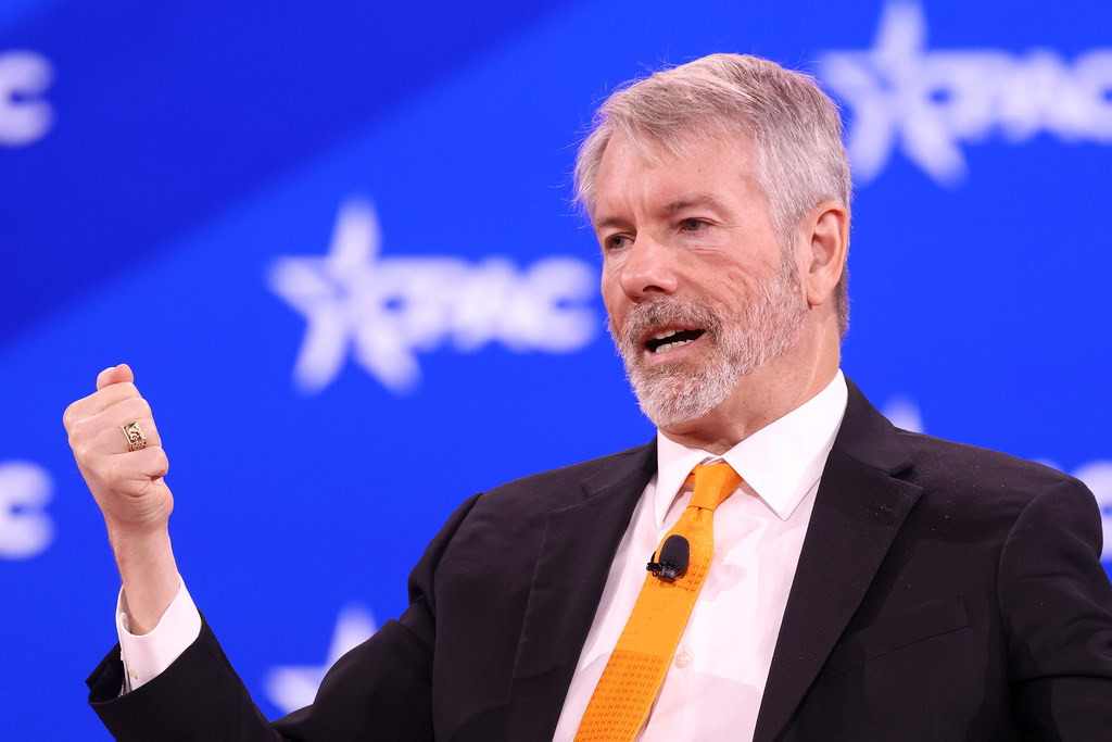 Bitcoin News: Strategy’s $1 Billion Bitcoin Buy Pushes Saylor Back Into Profit as BTC Hits $75,000