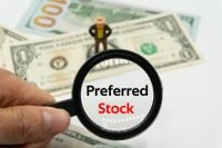 Why Retirees Are Quietly Moving Into Preferred Stock ETFs for Bond Like Income at 6 to 9 Percent Yields