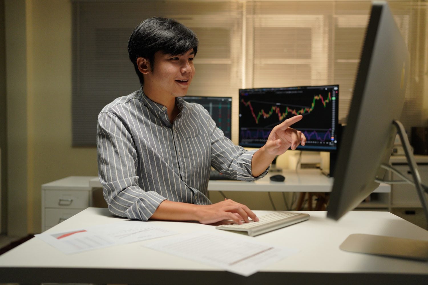 XRP Price Analysis: XRP Posts Six Straight Monthly Losses — Could April Break the Streak?