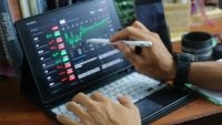 What’s the Best Crypto Bet Between XRP, Solana and BNB?