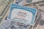 A $275,000 Portfolio That Pays More Than the Average Social Security Check