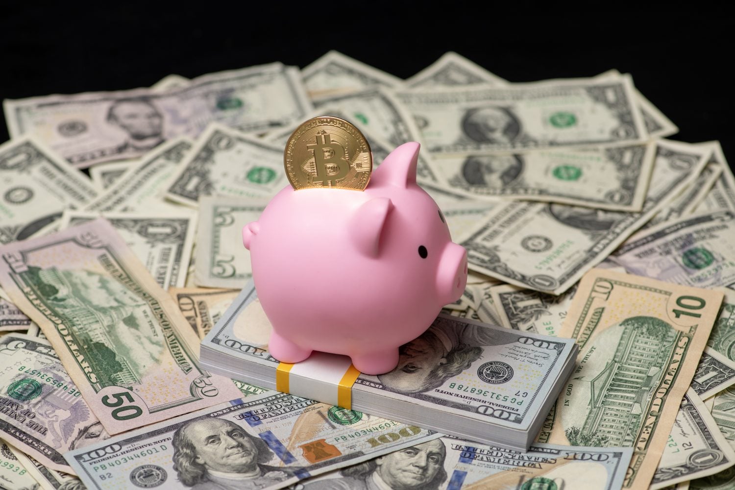 Bitcoin digital asset versus gold bullion reserve. Gold value hedge versus bitcoin crypto. Bitcoin financial strategy versus gold wealth. Gold protection versus bitcoin.
