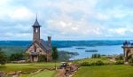 Why Retirees Are Trading Florida for This Missouri Lake Town