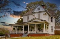 They Inherited a 1920s Farmhouse in North Georgia. Should They Sell the Land to Fund a Bed-and-Breakfast Dream?
