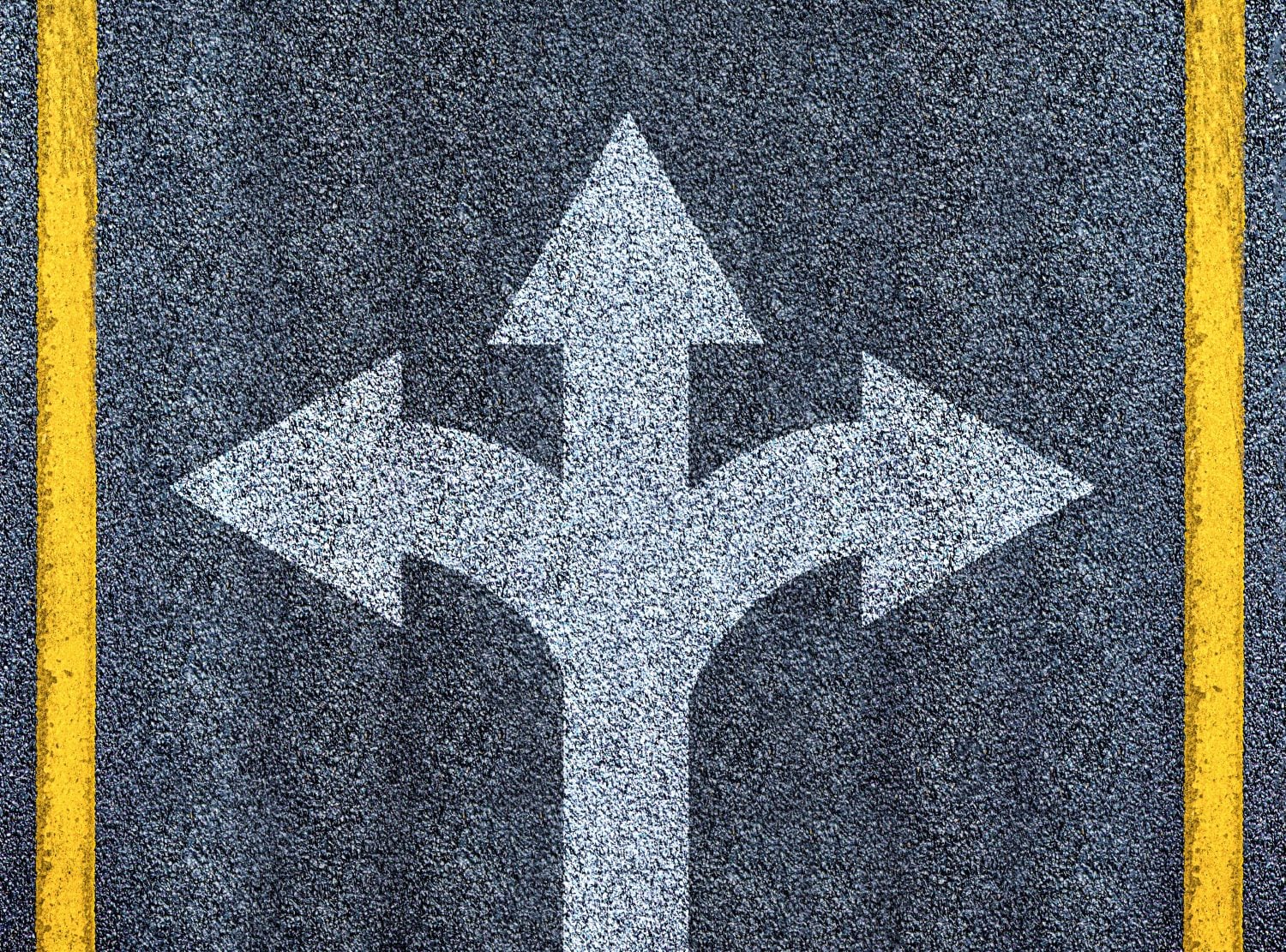 The $1,500-A-Month Portfolio: Conservative, Moderate, And High-Yield Paths Compared
