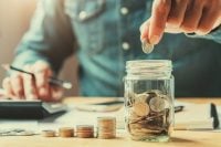 The Median American Has $8,000 in Savings. Here’s Why That Number Matters More Than the $62,410 Average