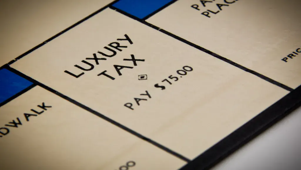 How a $1.6 Million 401(k) With Concentrated Stock Can Dodge the Tax Trap Most Executives Miss