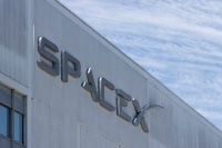 SpaceX Is Down 3.5% Thursday. Why Are Space Stocks Like AST SpaceMobile Under Pressure?